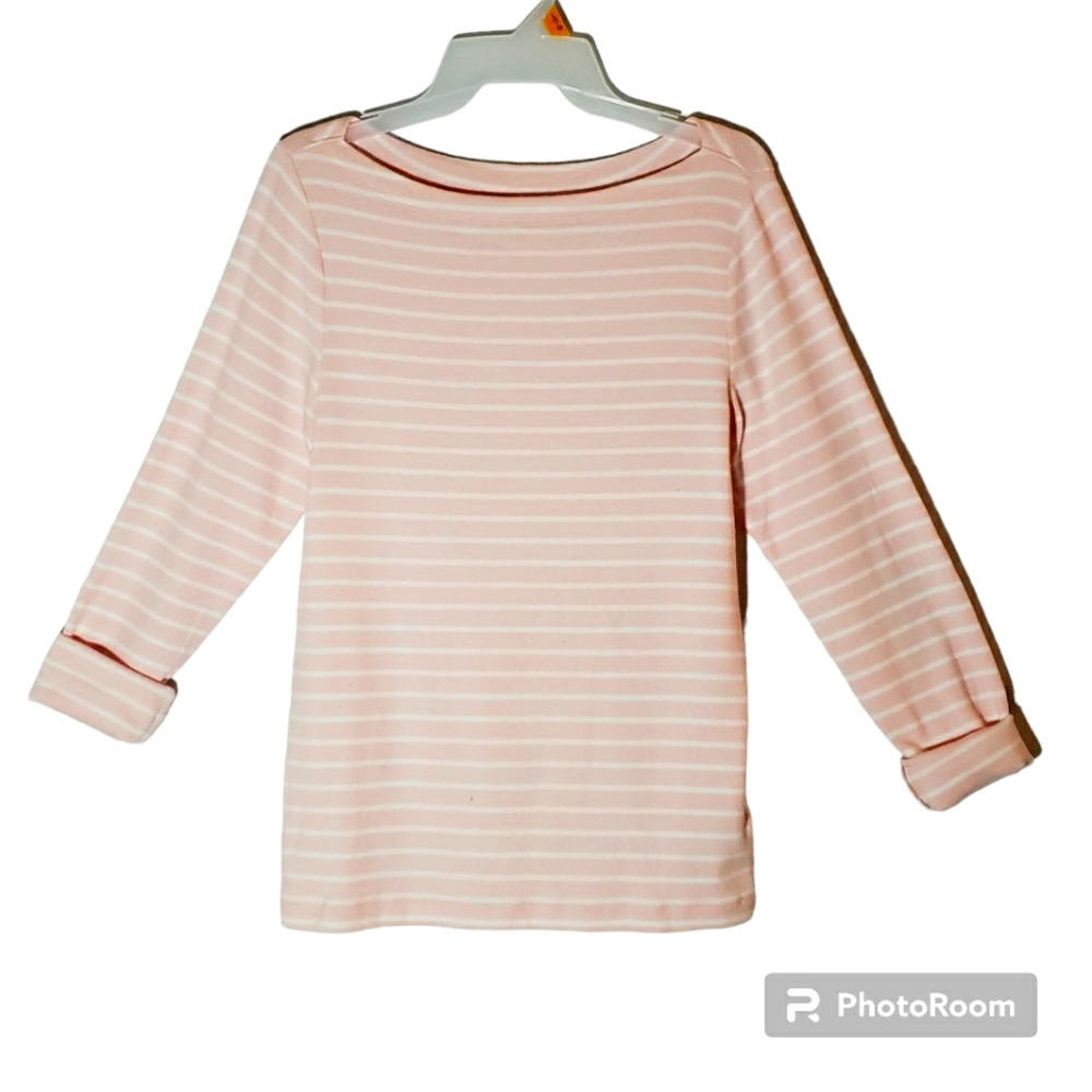 Gap women's large pink stripped long sleeves pullover tee. 1017